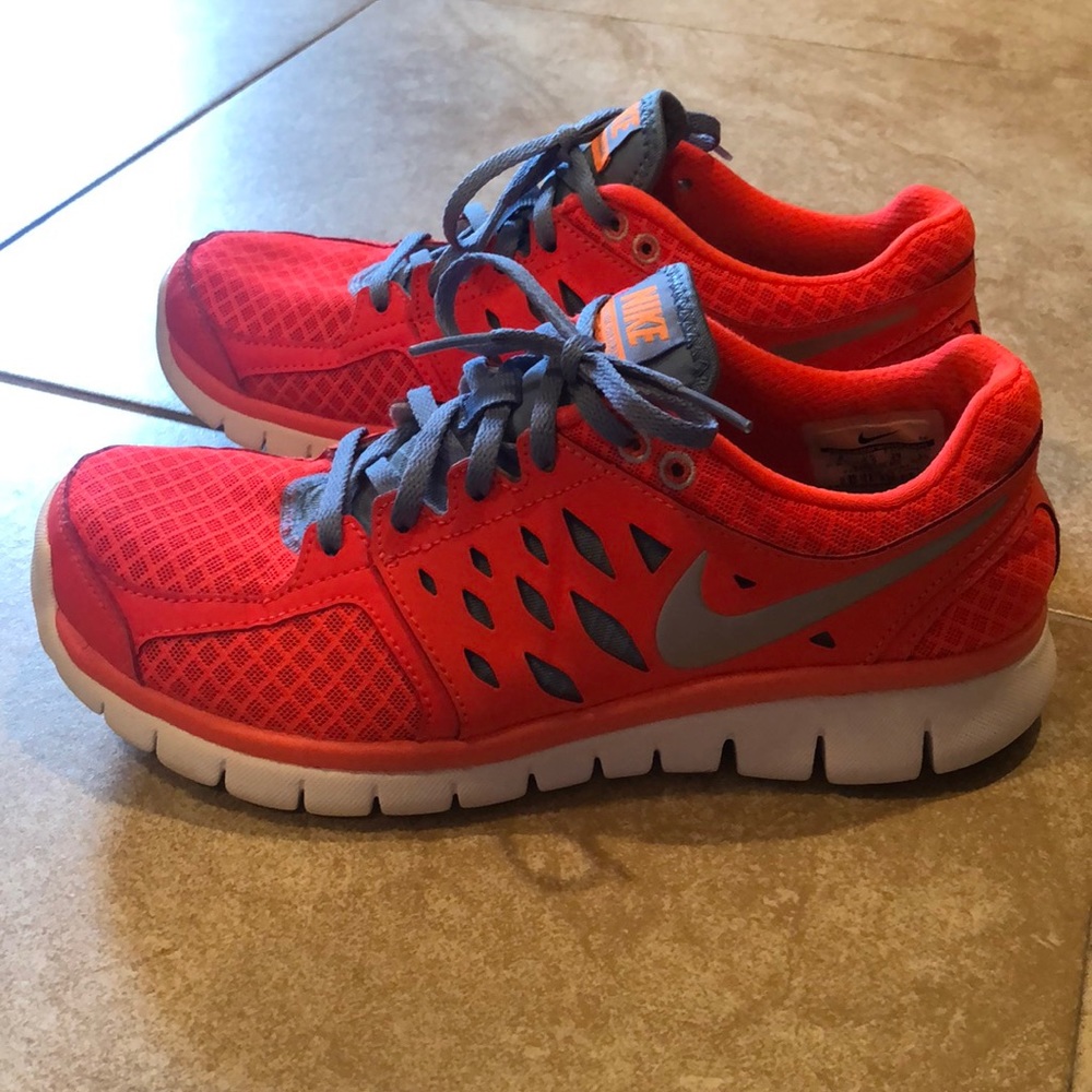 Nike Flex shoes